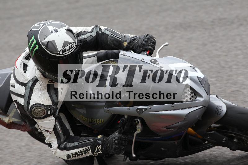 Archiv-2022/13 25.04.2022 Plüss Moto Sport ADR/Freies Fahren/27